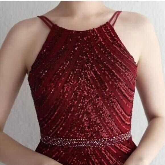 Burgundy,  O Neck, Sleeveless,  Detachable Skirt,  Sequined Mermaid Gown - Picture 9 of 16